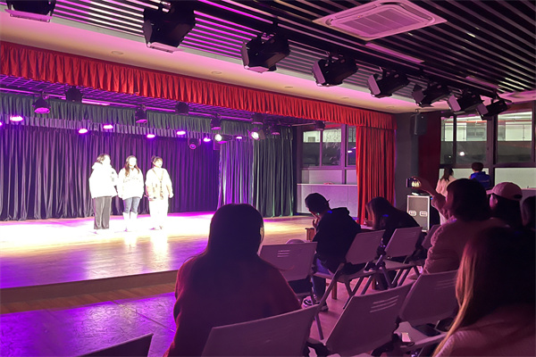 图1 冬日歌声.jpg